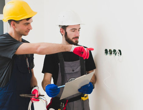 Chúng tôi là ai ?